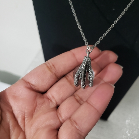 DRAGON CLAW NECKLACE - Picture 5 of 5